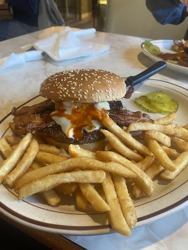 B-Town Restaurant